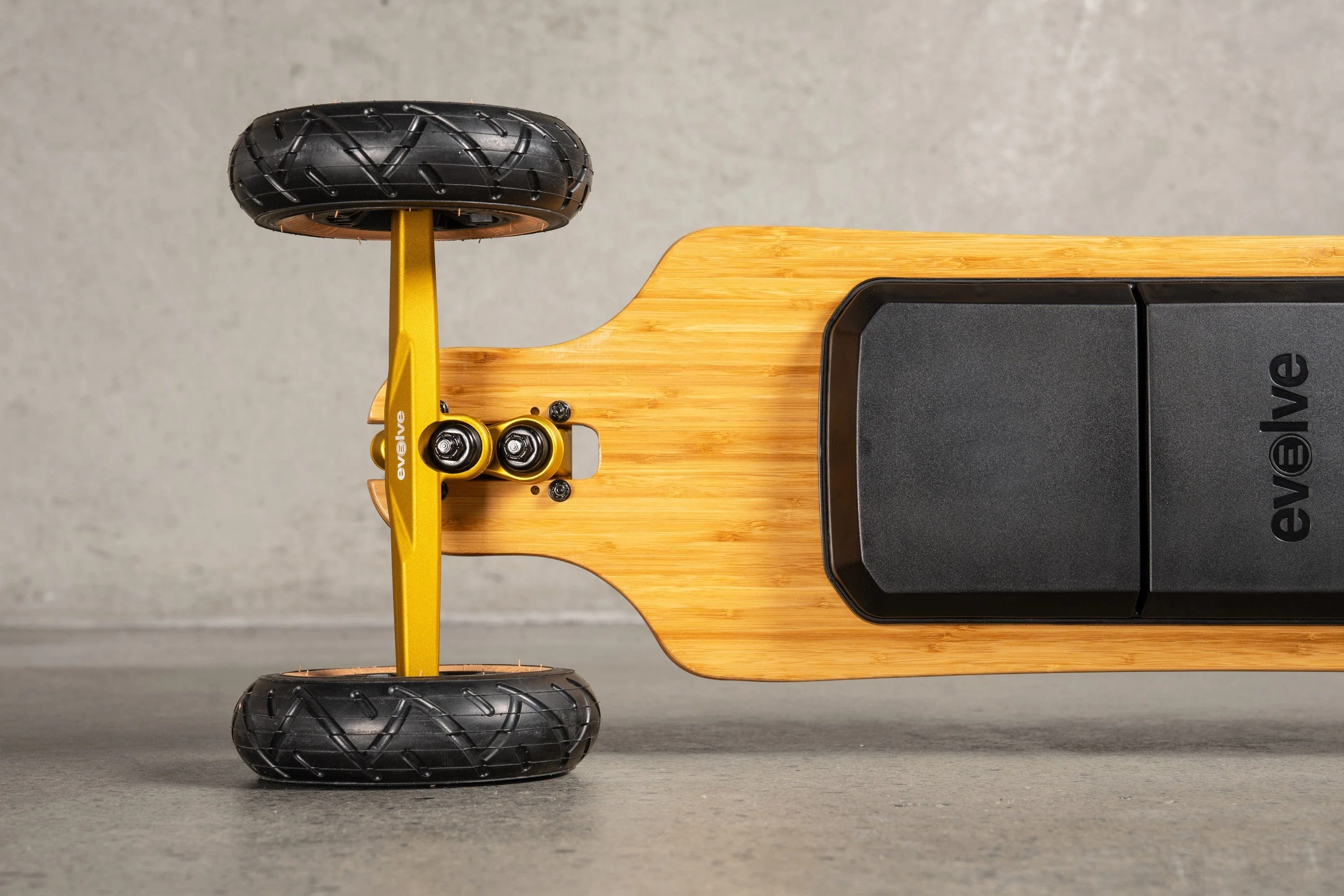 Evolve Fusion All Terrain Electric Skateboard - Image 15