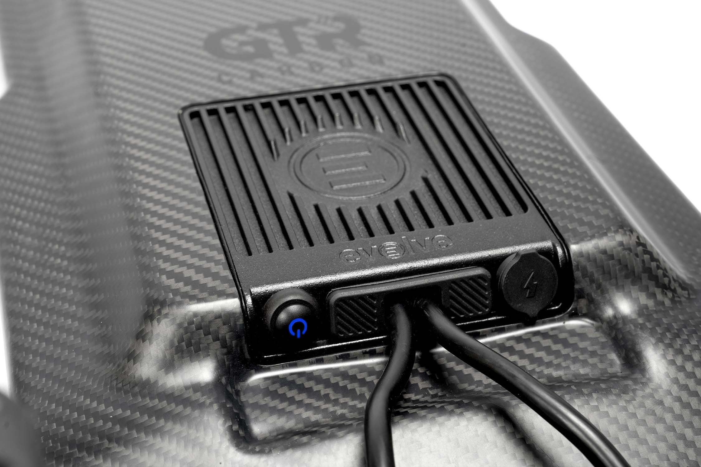 Evolve GTR Series 2 Carbon 2 in 1 - Image 12
